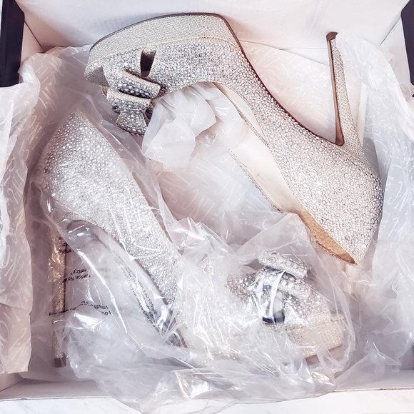 Inc International Concepts Vernaa Rhinestone Bow *Perfect for the Holidays* - Picture 5 of 8